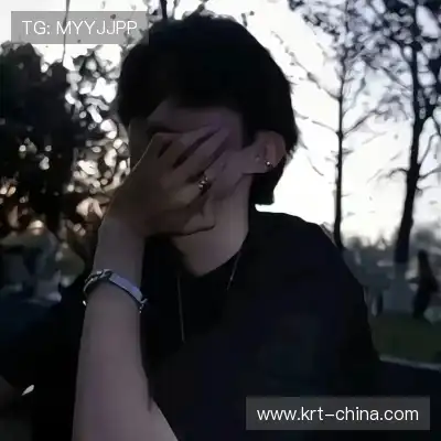 钟炳